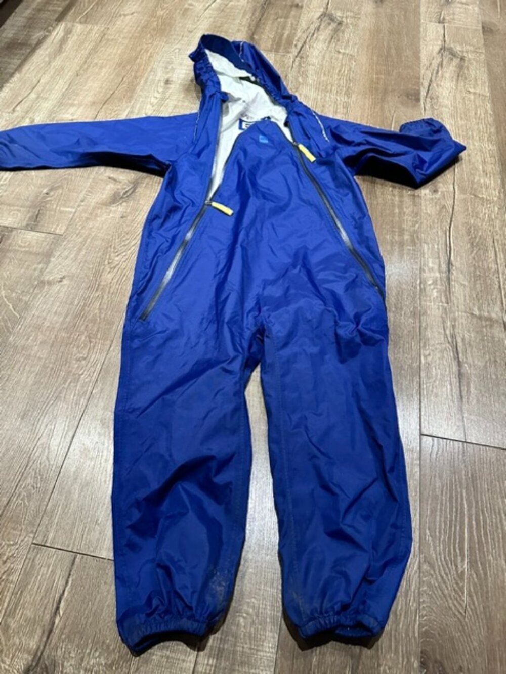MEC Newt Suit size 6